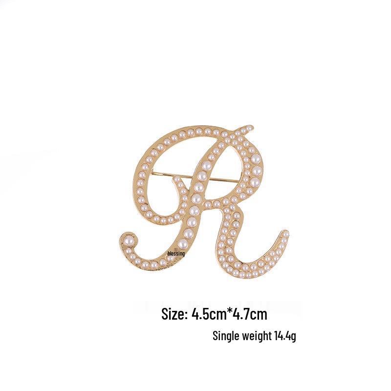 Elegantní brož s perlovým písmenem (26 písmen): Všestranný módní doplněk