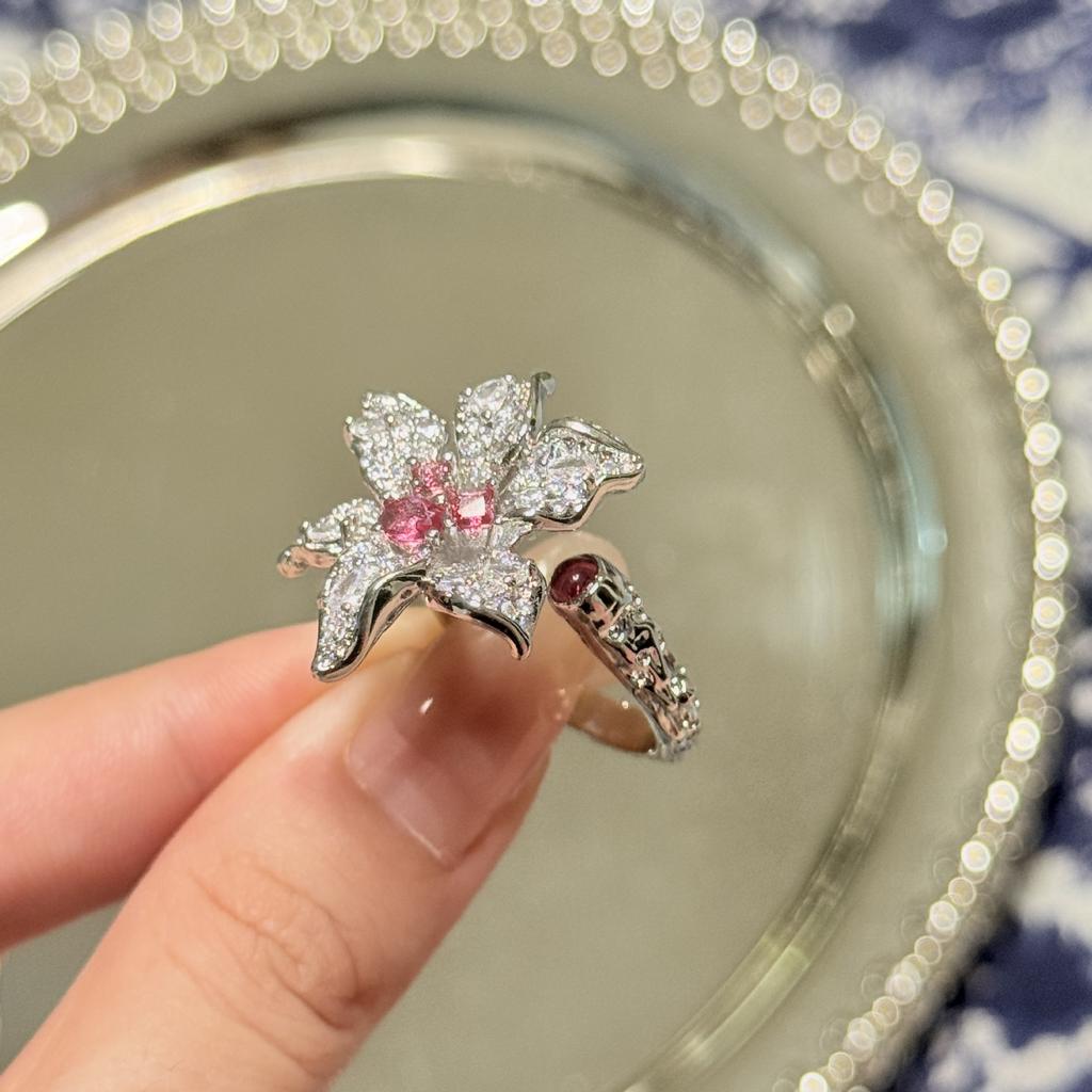 Light Luxury Premium Pink Diamond Ice Flower Cut Temperament Flower Ring Inlaid With Diamond Petals Unique Luxury Ring Jewelry
