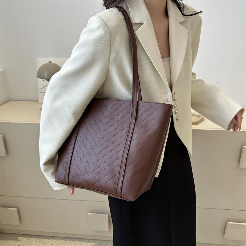 Stylish Large Capacity Tote Bag In Black White Khaki Brown Perfect For Daily Use