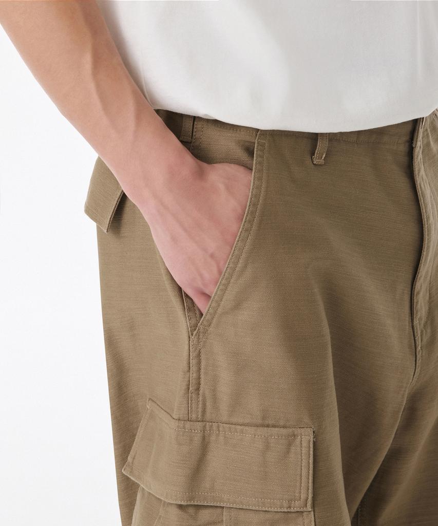 MUSINSA STANDARD Back Satin Parachute Cargo Pants [Sand Beige]
