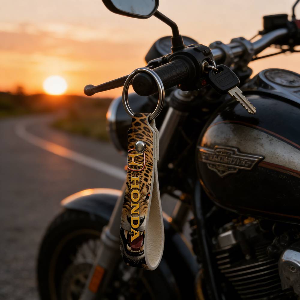For Honda High Quality PU Leather Moto Keychain Vintage Style Key Pendant For Scooter Motocross aia256