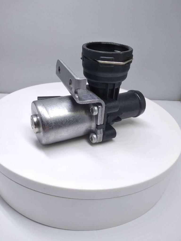 Mercedes-Benz Heater Water Valve for W204/W221 Models (Hot Water Valve 2712030164)