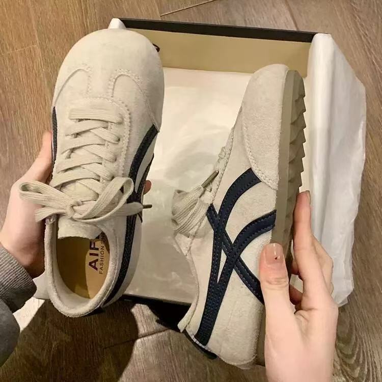 Retro German training shoes, little white shoes, women's new season popular women's shoes, sports and leisure board shoes, running shoes
