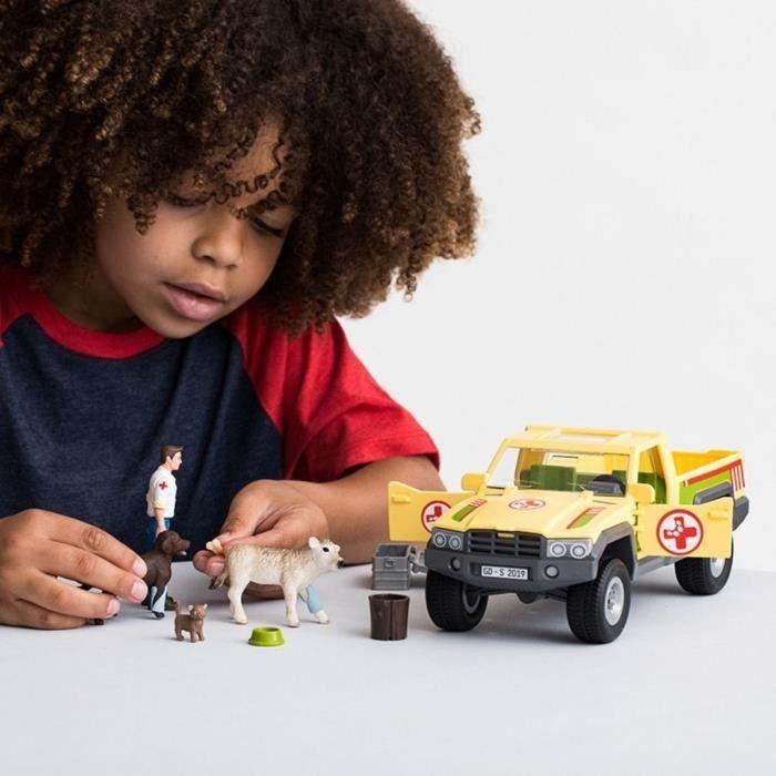 Coffret Visite du Vétérinaire à la ferme 12 Pièces - Avec Animaux de la Ferme, Véhicule et Vétérinaire - SCHLEICH - 42503 FARM WORLD