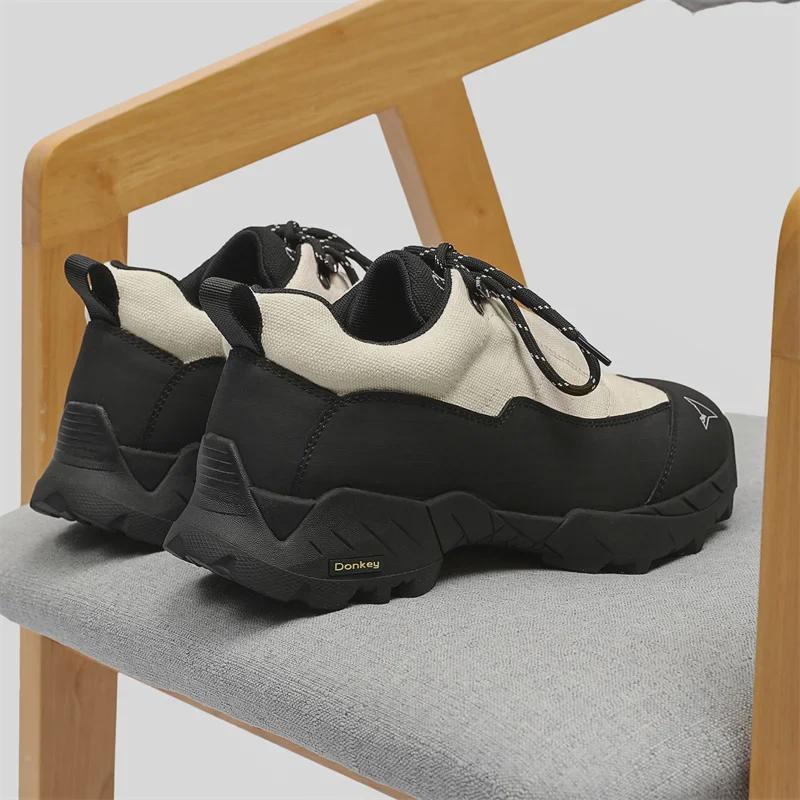 Trendy Non-Slip Climbing & Casual Sports Shoes: Anti-Fatigue, Durable, Perfect for Outdoor Adventures and Football.