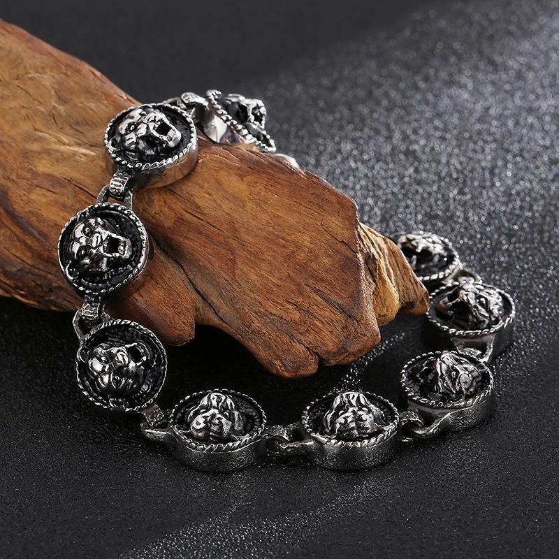 European and American Style, Domineering Hip-hop Style, Tiger Head Round Brand Titanium Steel Men's Bracelet