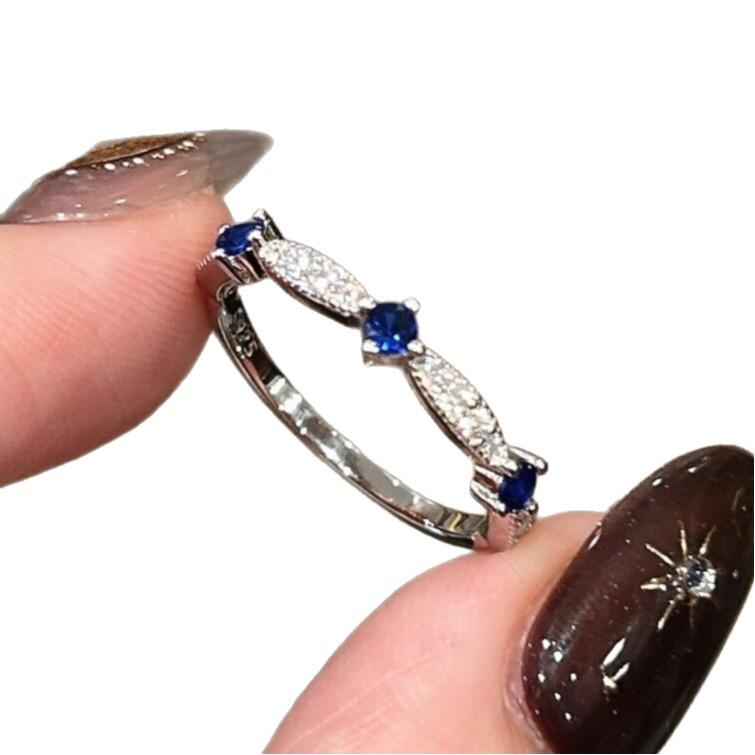 Vintage Emerald Zircon Ring - Retro Palace Style, High-End Luxury Index Finger Jewelry