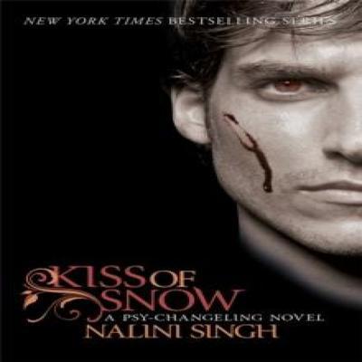 Kiss of Snow by Nalini Singh Paperback Book 9780575100138