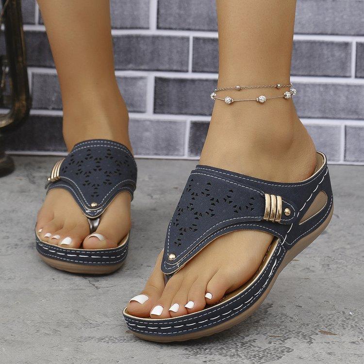 

Solid color summer new round head thick bottom fashion hollow flip-flop beach sandals women 45 темно-синий