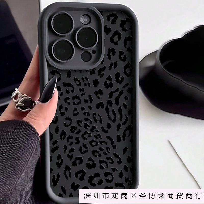 Personalized black leopard print is suitable for Apple 15Pro/12 mobile phone case iPhone14plus new 13 all-inclusive 17 anti-drop.
