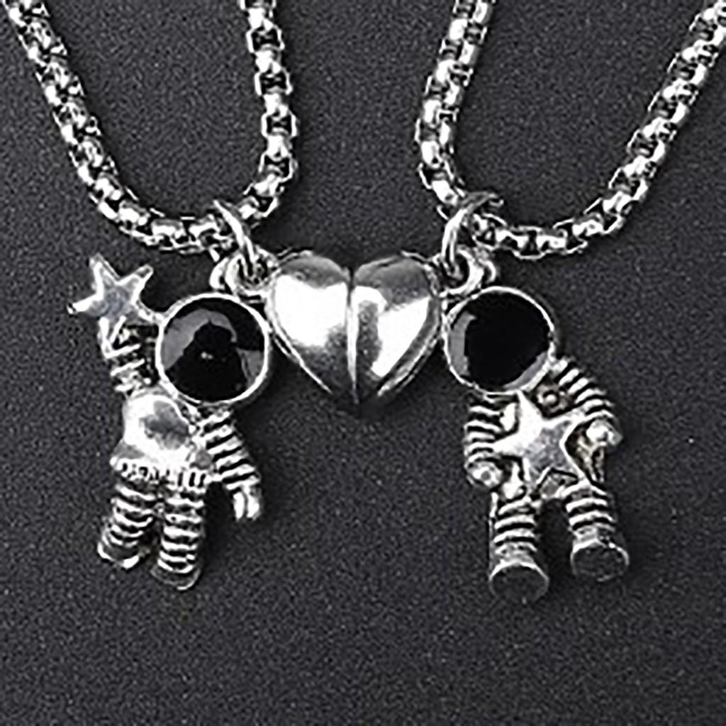 Couples Matching Necklaces Unique Design Titanium Steel Spaceman Pendant for Friends Men Women