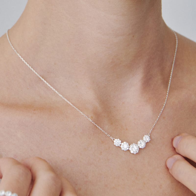 Etrive Grace Necklace