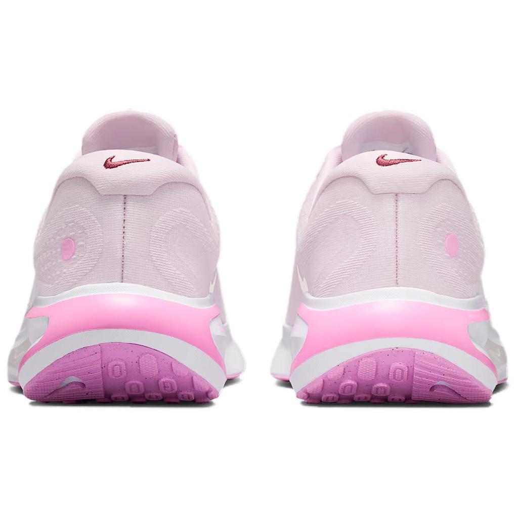 Nike Journey Run Buty do biegania Damskie Niskie Jasnofioletowy Lillac/Różowy Rise/Różowy Smoke/Biały Sail FJ7765-502