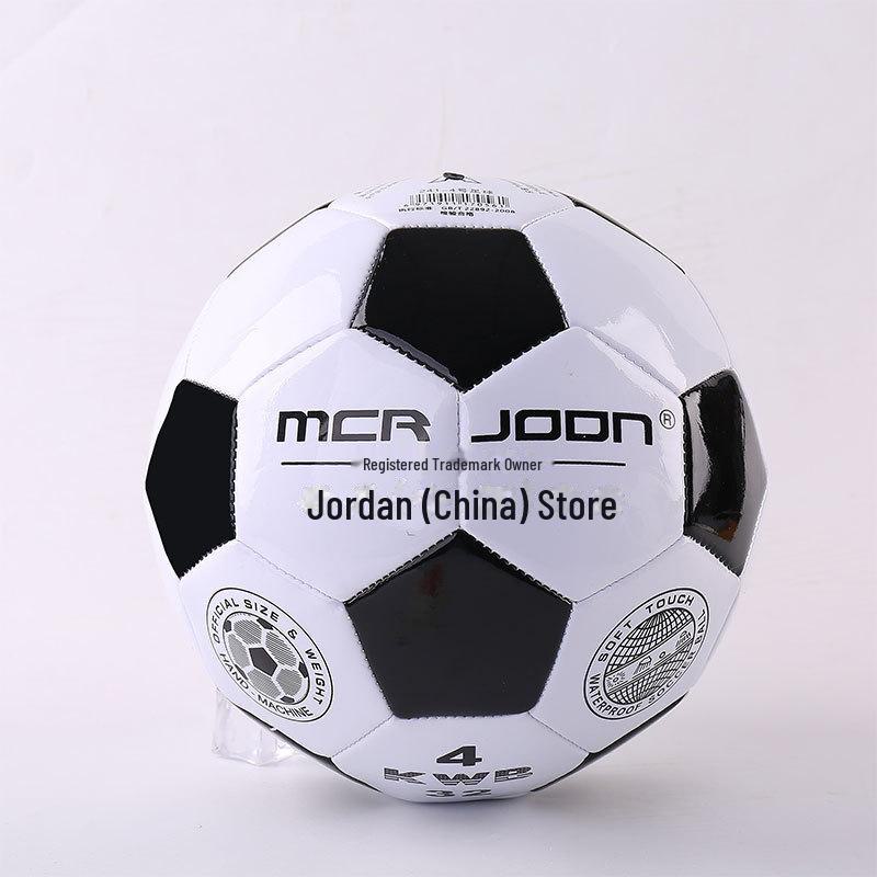 Durable No. 4/5 PVC/PU Soccer Ball for Training & Competition - Suitable for Adults & Students