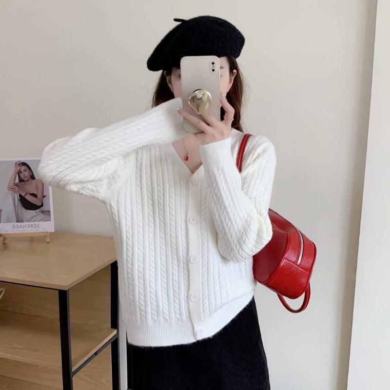 Autumn and winter niche V-neck twist loose knitted cardigan top casual simple long-sleeved thin outer sweater