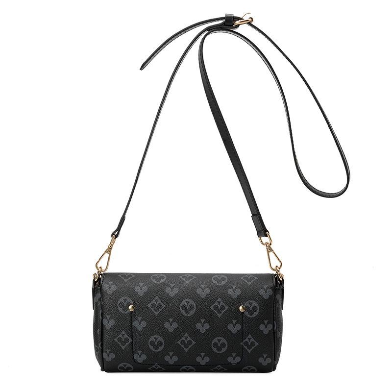 Niche bag women's new retro chain underarm bag versatile baguette bag single shoulder messenger bag