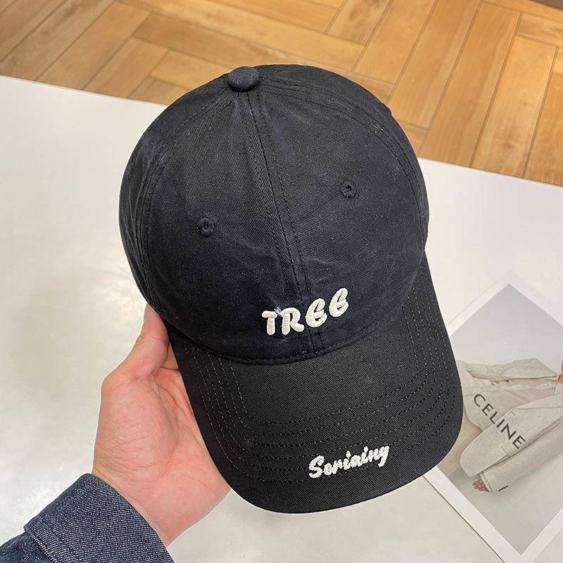 

Hole letter embroidery big head circumference baseball cap children spring and summer face small sports leisure cap men 54-58cm