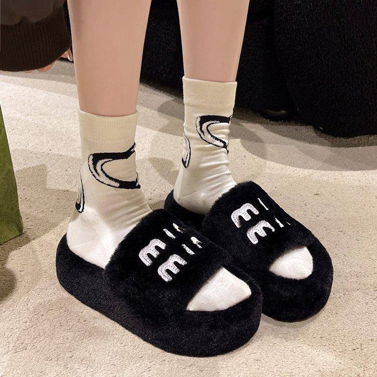 

[Youshilai] Fashion, simplicity, high-end sense, versatile Mao Mao mop 2025 autumn and winter new outer wear one-word mop 35