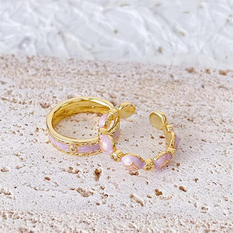 Vintage Pink Enamel Open Ring Gold Trim Niche Design Elegant And Unique Personality Lace Pattern Jewelry