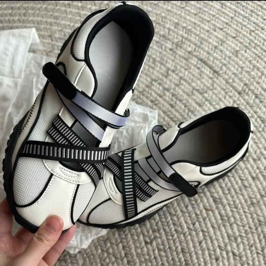 Fashion Summer New Women Sneakers Flats Sport Sandals Casual Shoes 2025 Fashion Running Walking Woman Loafers Hiking Zapatillas