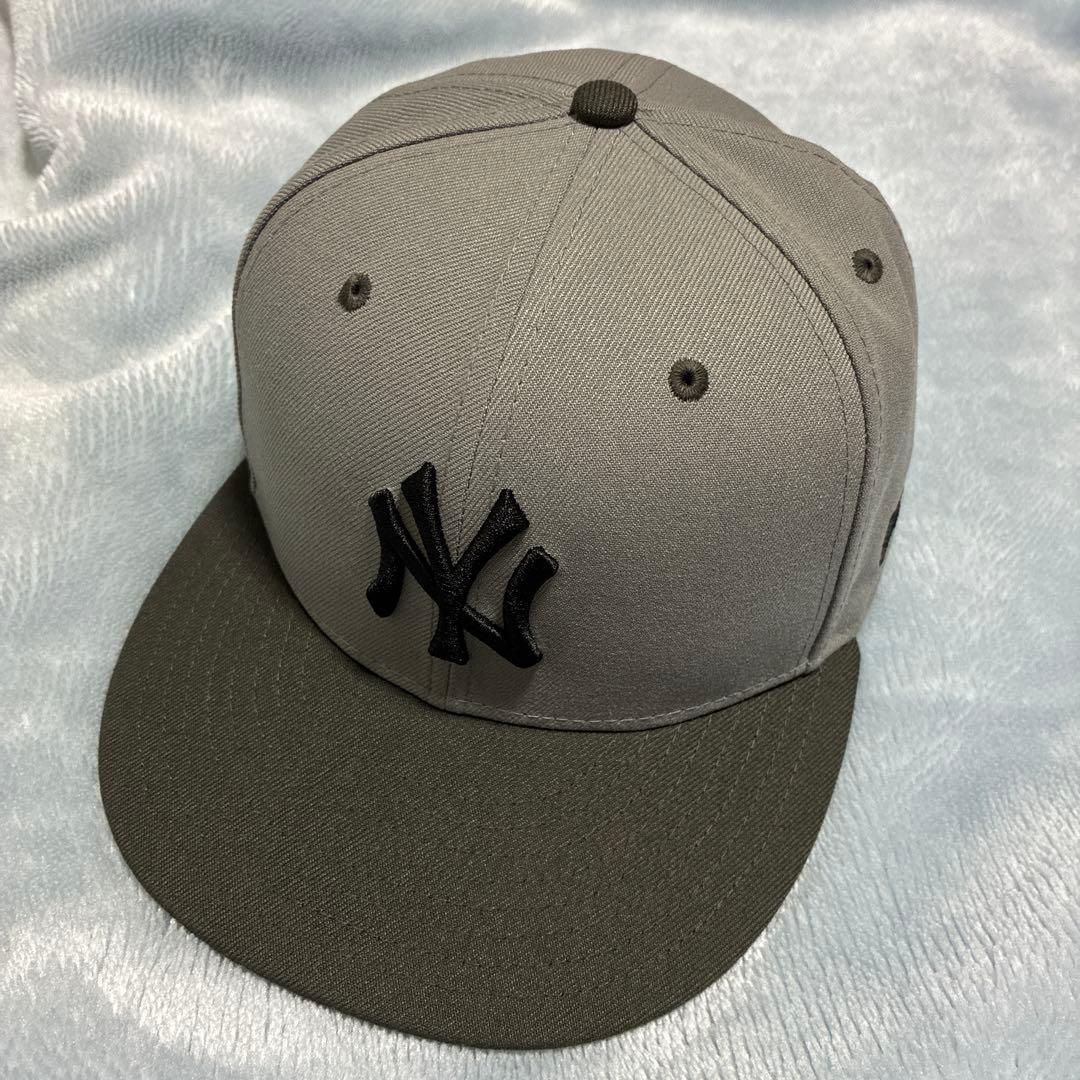 Used New Era 59FIFTY NY Yankees Cap 7 3/8