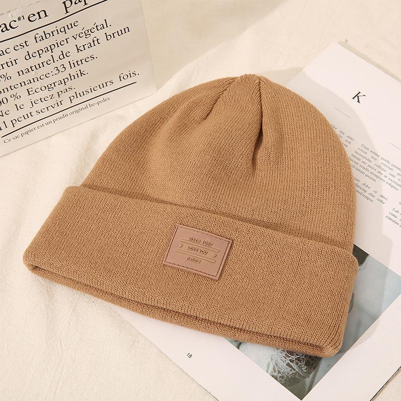 New Autumn/Winter 1980 Label PVC Knit 6-Panel Common Front Logo Seamless Fusing Adult Women's Beanie Hat Warm Casual Outdoor