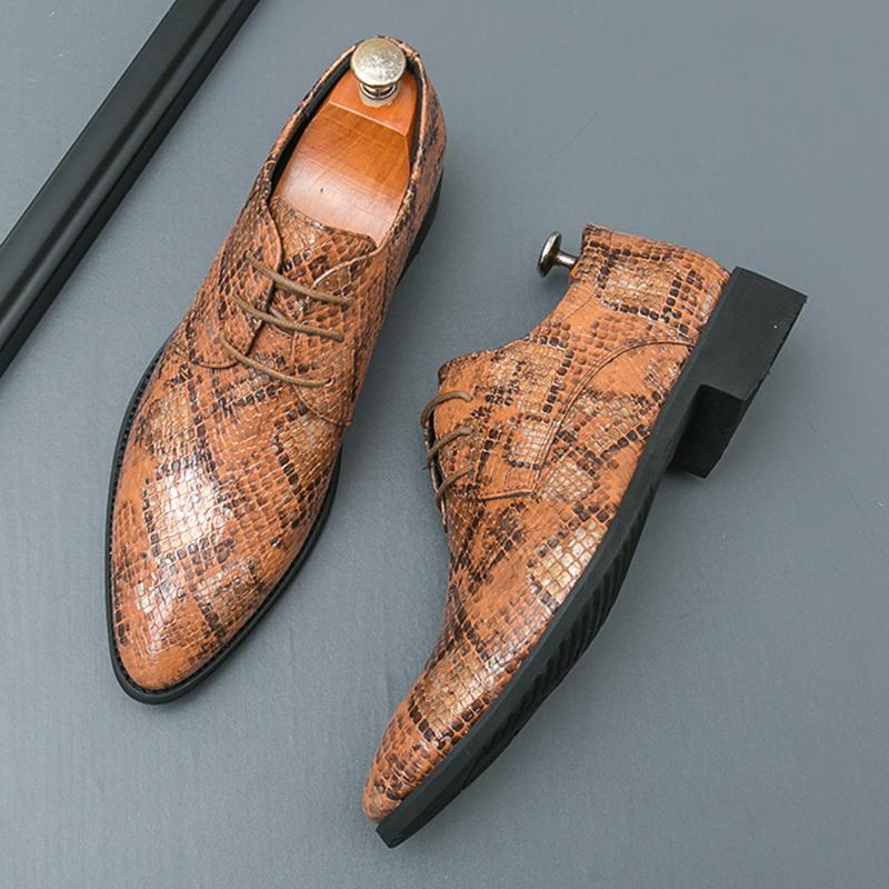 Fashion New Men's Pointed Snake Pattern Lace Up Leather Derby Shoes Gentleman Wedding Dress Formal Party Business Footwear