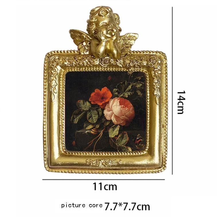 European Vintage Artistic Luxury Relief Photo Frame Resin Adornments Home Room Wall Murals Picture Frame Decoration Accessories