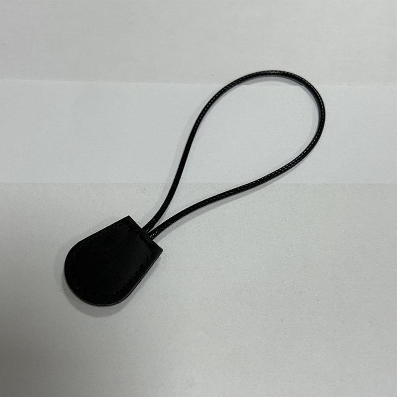 

Suede Sports Rope Keychain with Finger Ring Buckle - Portable Car Interior Accessory