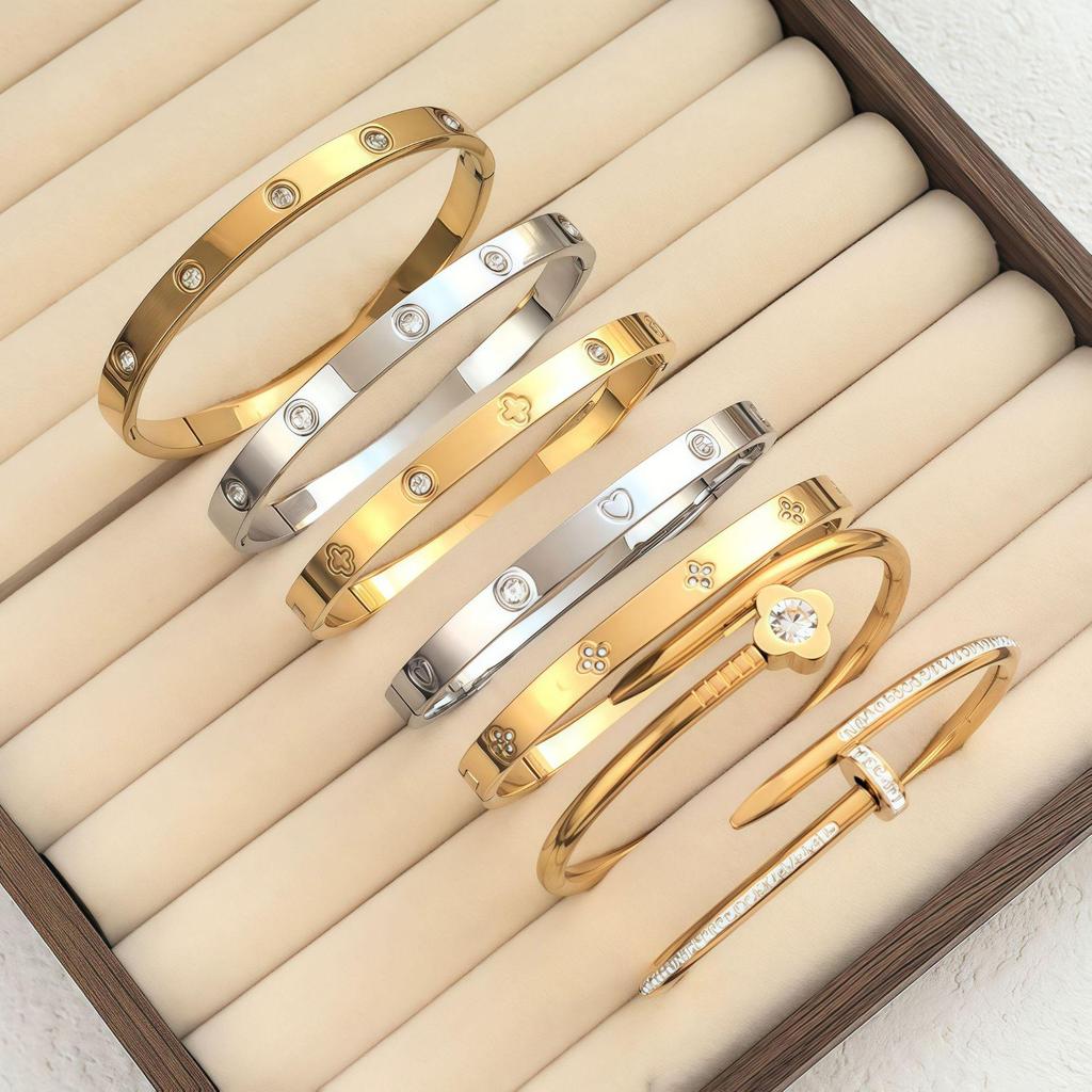 Bracelet Rétro Minimaliste Tendance pour Femmes en Acier Inoxydable Transfrontalier