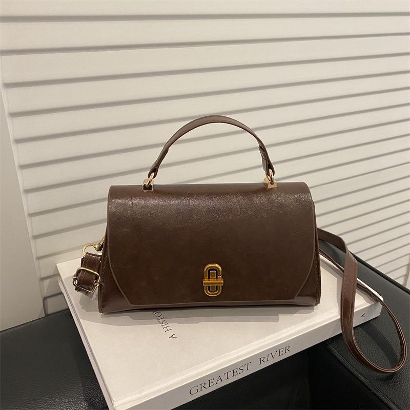 Premium texture retro small bag women's 2 new fashion versatile messenger bag exquisite portable small square bag