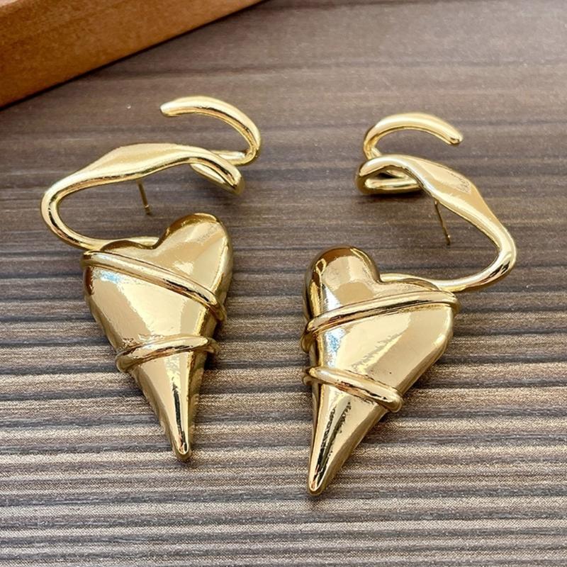 Elegante herzförmige Ohrringe mit gold-/silberfarbenem Draht umwickelt, Ohrschmuck für modebewusste Frauen