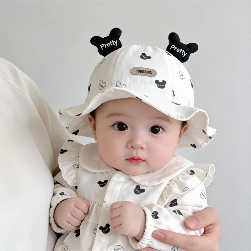 Unisex Baby Spring Bucket Hat: Cute, Adorable, Versatile, Sun Protection 5-15 months / 44-46 CM