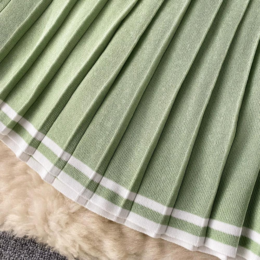 Two 2 Pieces Set for Women Summer Sexy Polo Collar Short Sleeve Buttons Knit Top and Elastic Waist Mini Pleated Skirt Suits