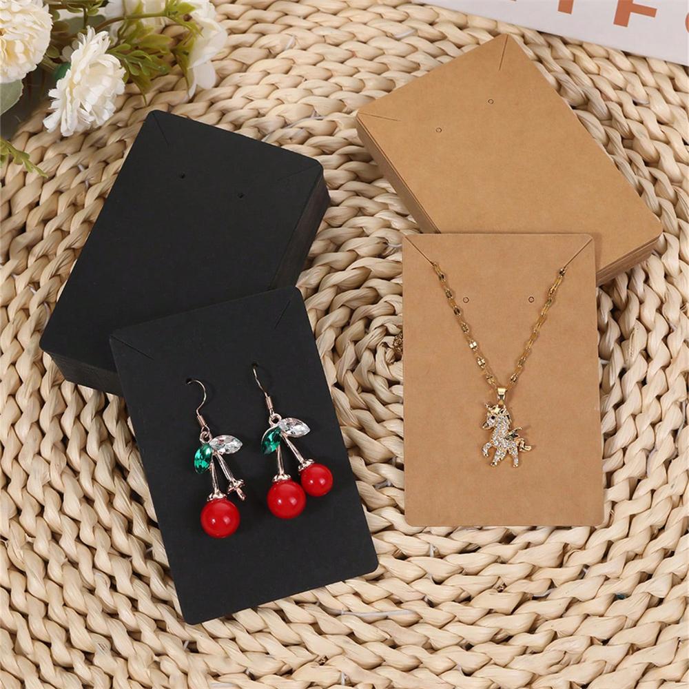 50 szt. Karta do pakowania naszyjników, kolczyków, wkrętek, pusta karta ekspozycyjna na biżuterię, karta z papieru kraft do pakowania biżuterii