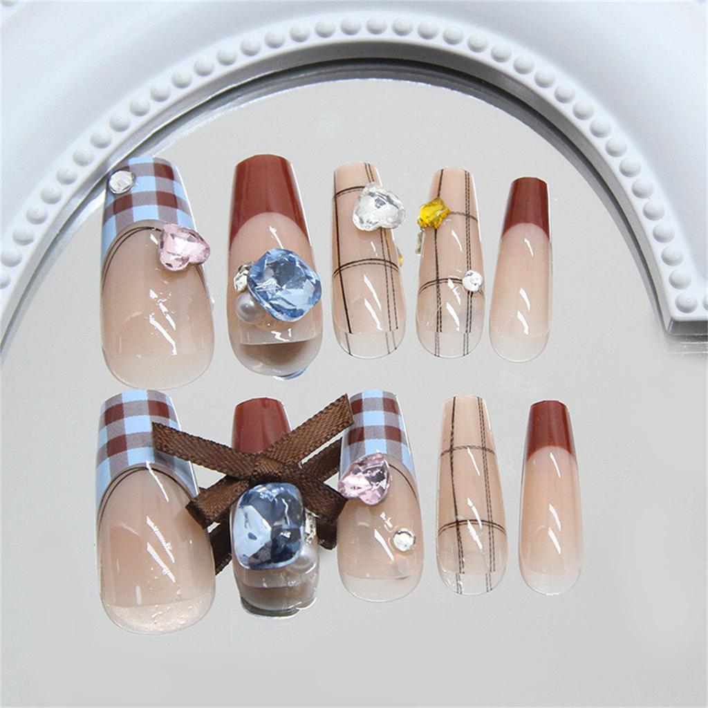 24 Pieces Elegant Checkered Patterned Press on Nail With Delicate Bowknots False Nail Suitable For Fashion Ladies