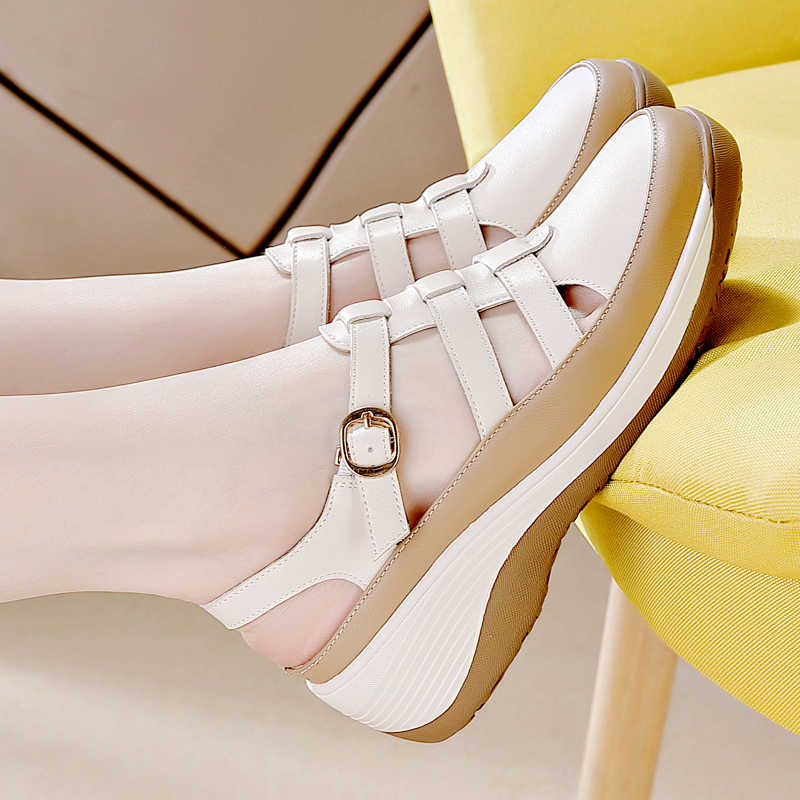 Fashion With Strap Does Not Slip Designer Sandals Women Basketball Shoes Woman Bath Slippers Ladies Sneakers Sports Zapatiilas