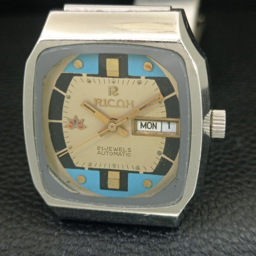 GENUINE VINTAGE RICOH R31 AUTOMATIC JAPAN MENS GOLDEN COLOR DIAL WATCH a705512-1
