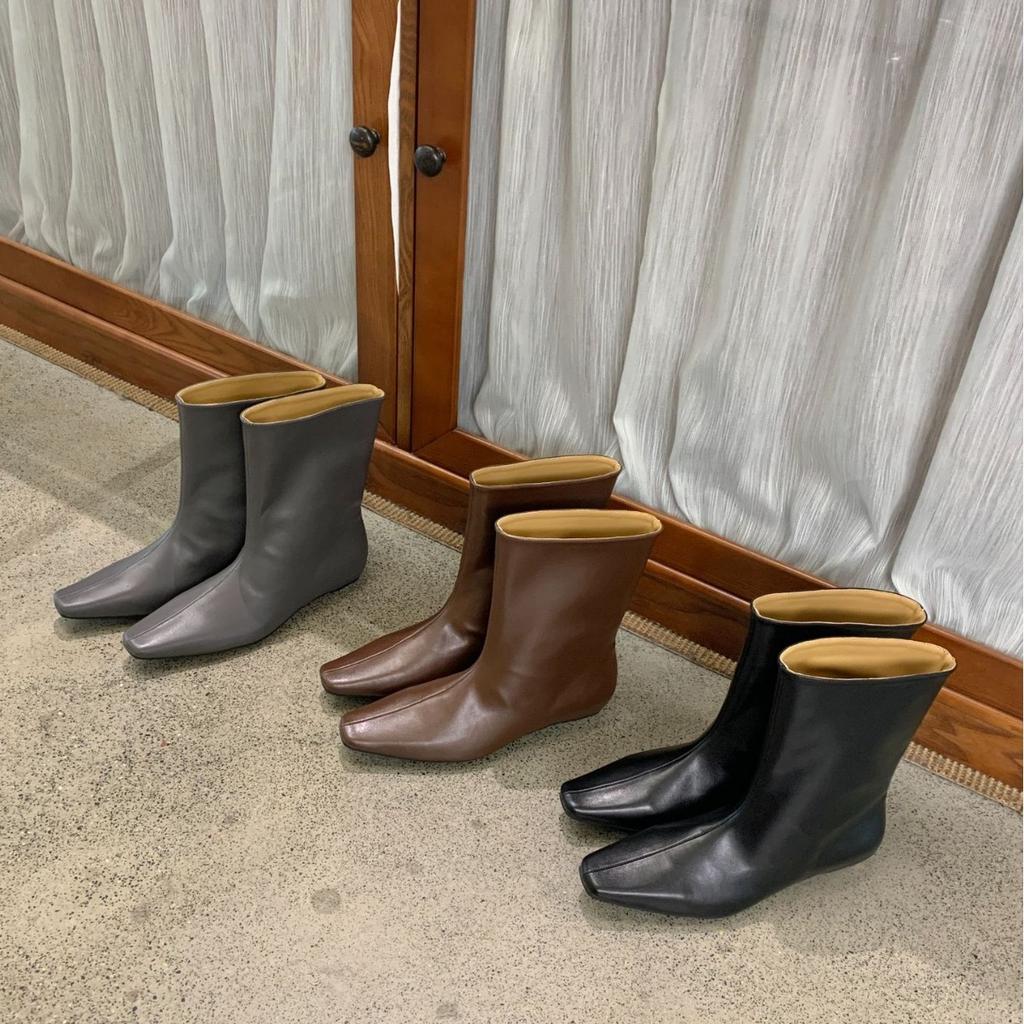 2025 winter new pointed wedge inner temperament French fashion beautiful women short boots thin medium boots