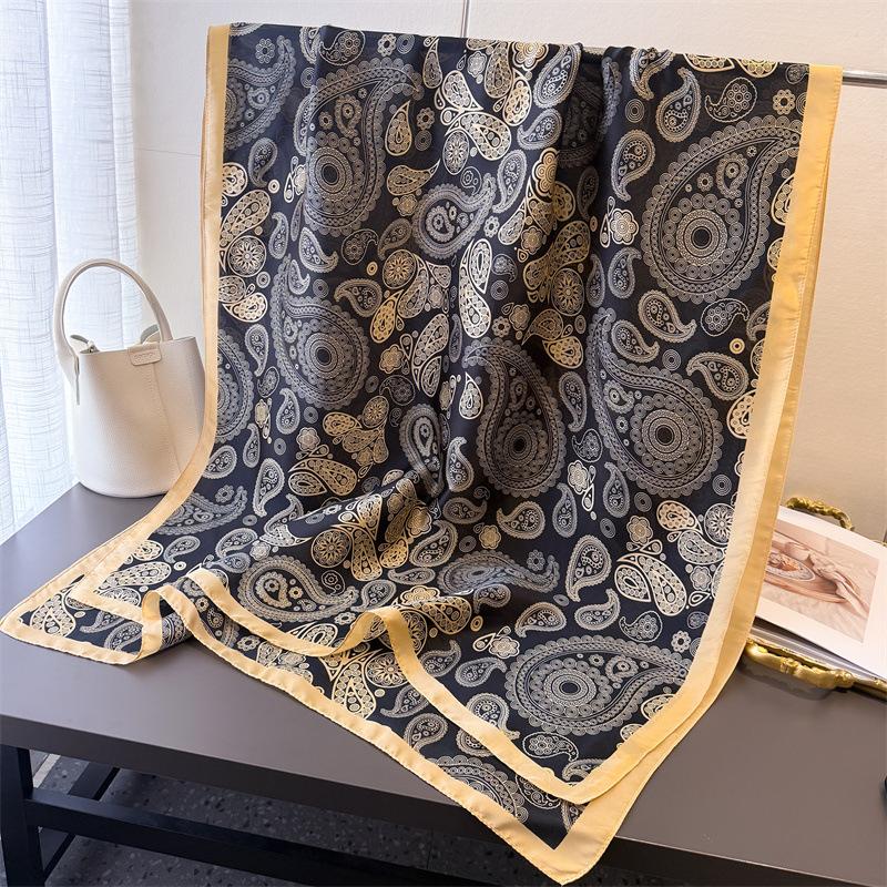 Spring and summer thin wild leopard print simulation silk brocade sunscreen silk scarf long scarf shawl versatile headscarf scarf