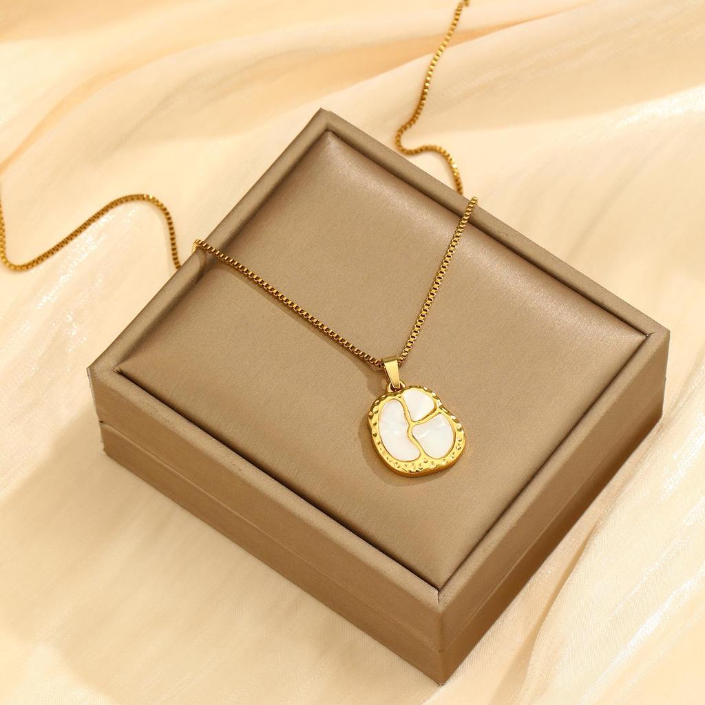 18K Stainless Steel Necklace with Hammered White Mother of Pearl Pendant - French Retro Style for Women