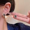 Black flash diamond stud earrings female French niche earrings classic Internet celebrity same earrings