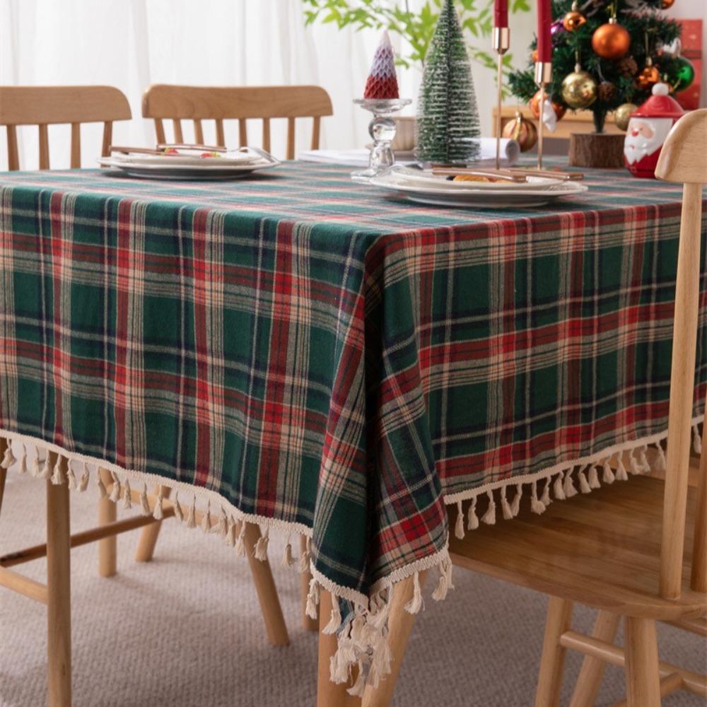 Festive Christmas Table Runner American Woven Polyester Cotton Red Green Checkered with Fringe for Dining Decor