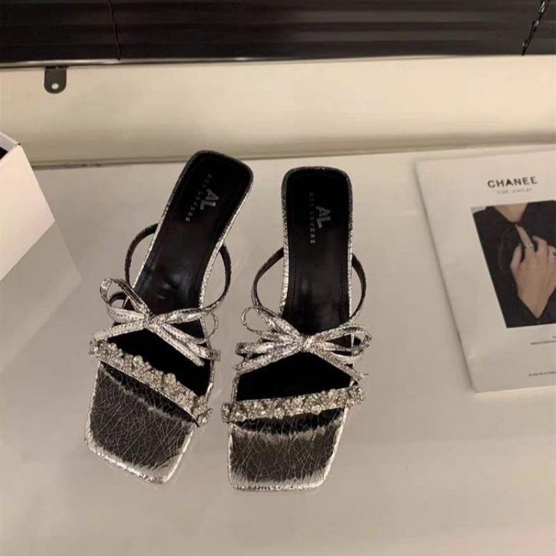 Fashion Crystal Bow Women Slippers Shoes Sandals Summer Mid Heels Designer Outdoor Flip Flops 2024 Slingback Zapatos Mujer Slides Pumps