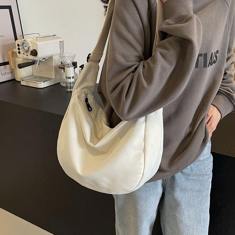 New Canvas Tote Bag Large Capacity Bag Trendy Simple Dumpling Bag Fashionable Shoulder Messenger Bag