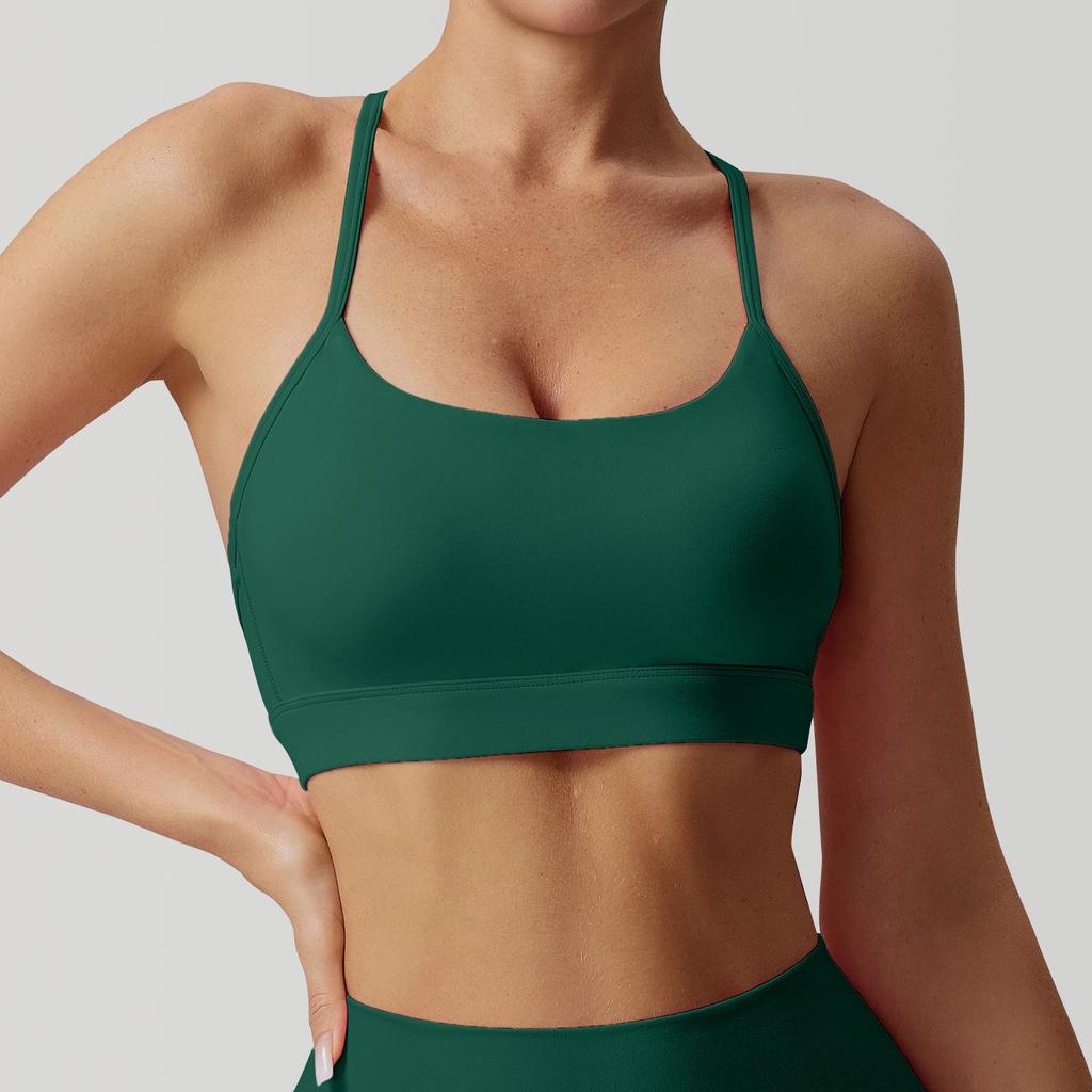 Plus Size Yoga Set: Beautiful Back, High Waist Shorts, Quick Dry Fitness Outfit