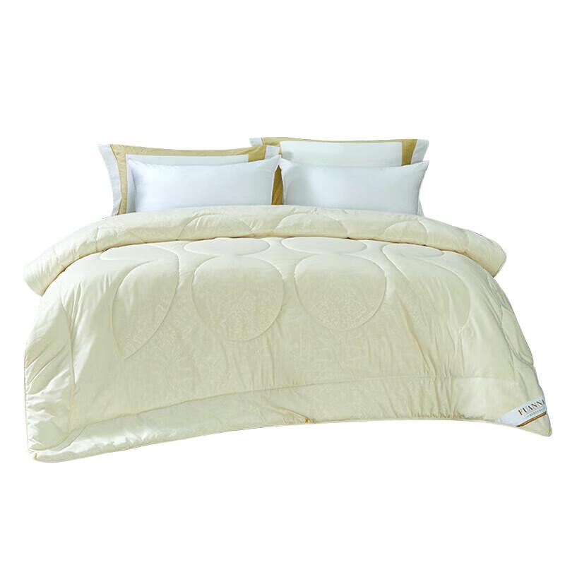 

FUANNA All-Season Brushed Microfiber Quilt