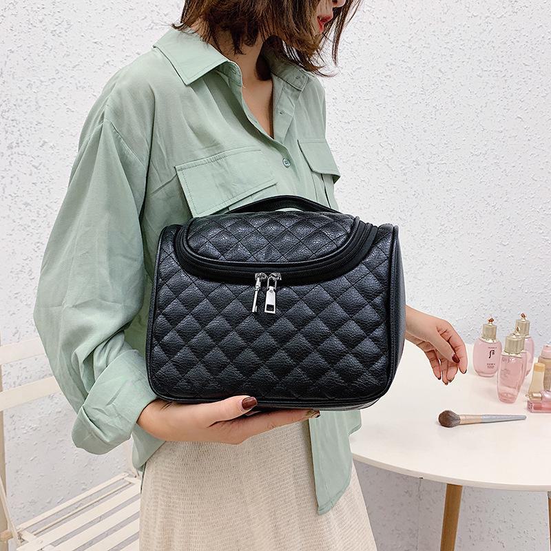 Stylish Travel Cosmetic Bag with Large Capacity and Hanging Hook
