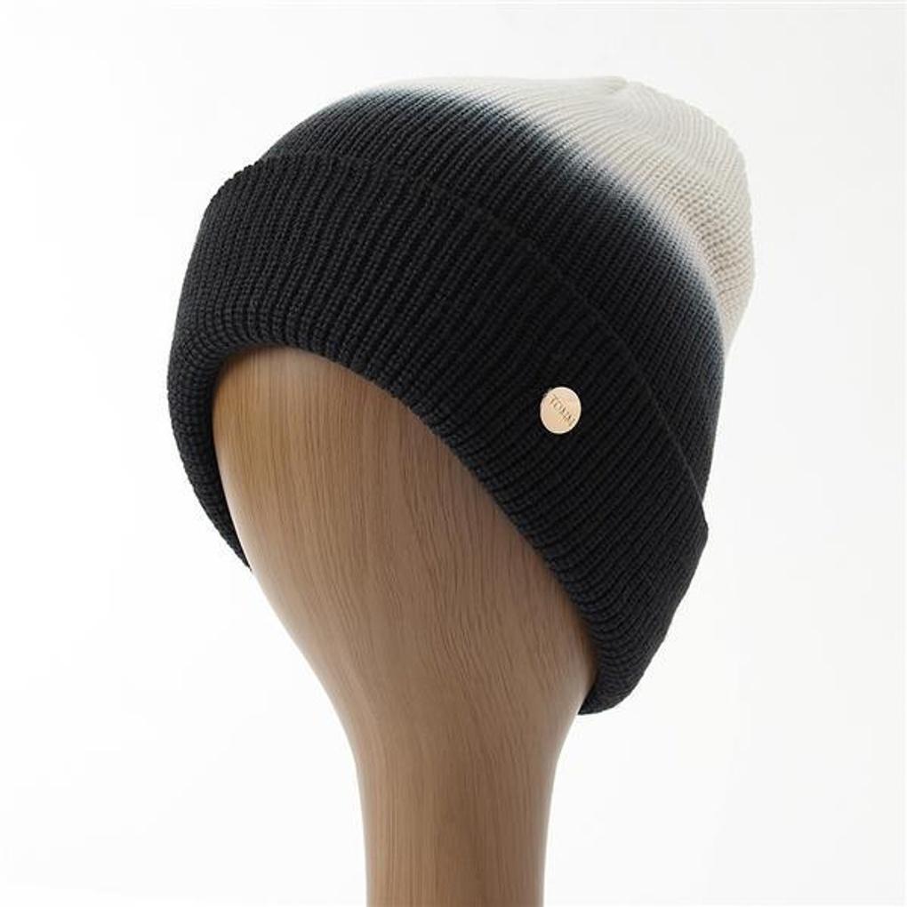 Gradient Knit Beanie (Black)