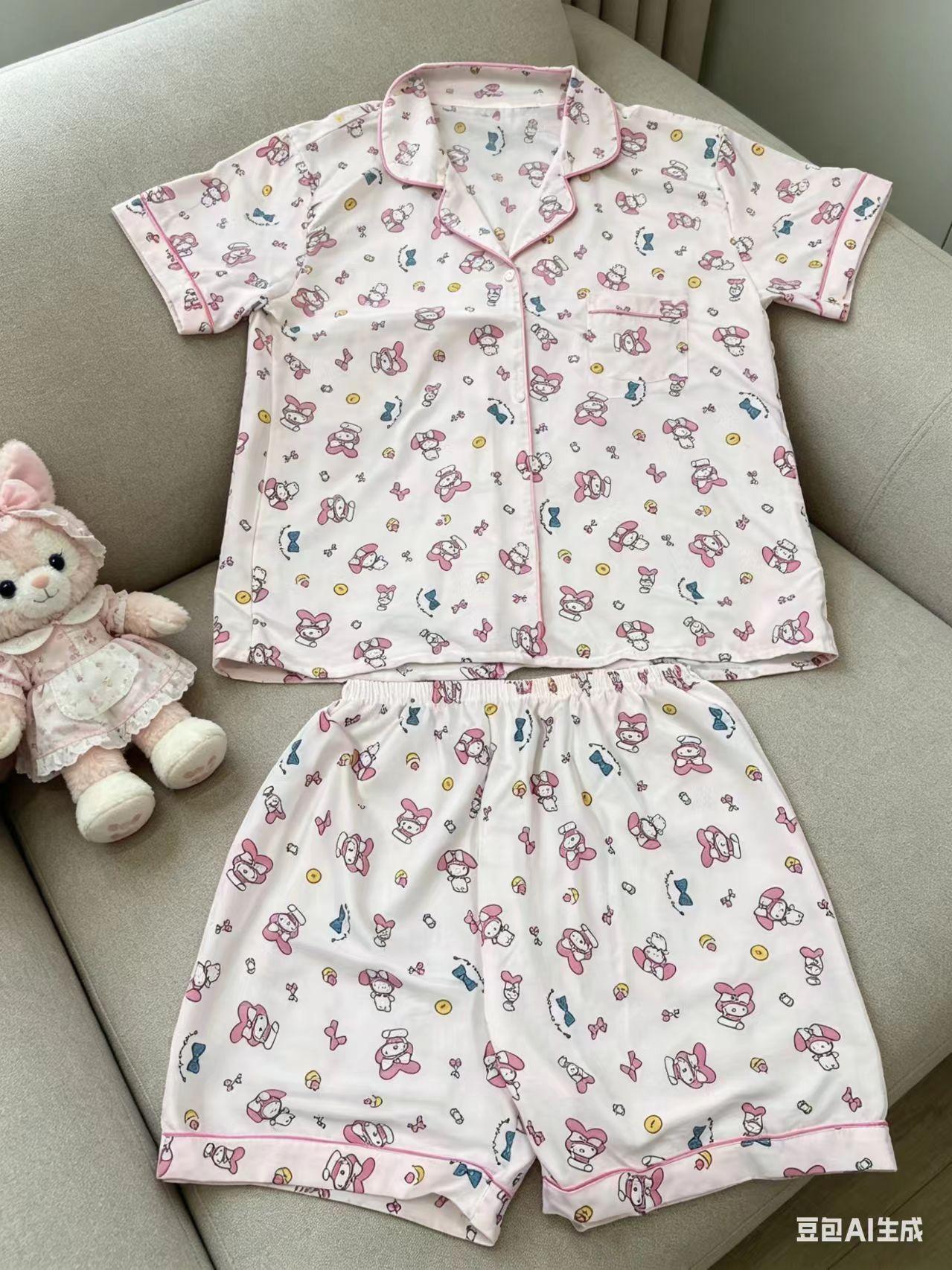 

Japanese full print Melody princess style pajamas women s short-sleeved shorts cardigan two-piece set can go out loungewear S